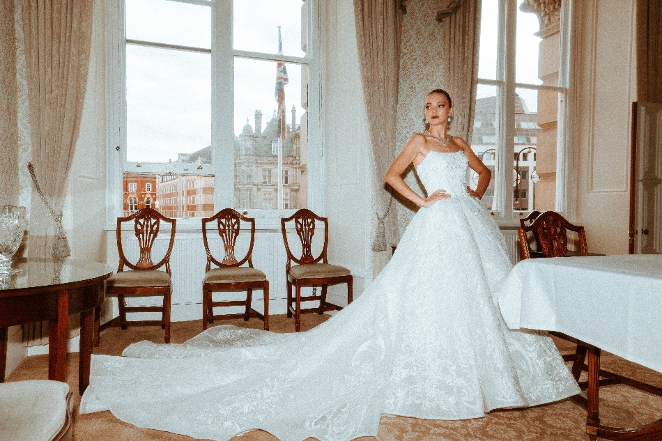 Gallery image 3: june-peony-bridal-couture-birmingham