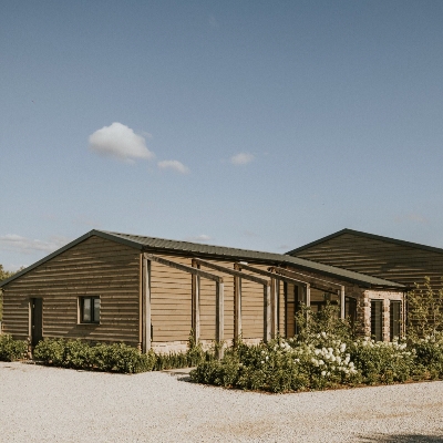 Wedding News: Exchange vows at Stretton Manor Barn