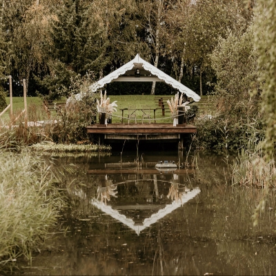 Wedding News: A Hidden Gem in Lincolnshire: Say ‘I Do’ at Crown Hall Farm