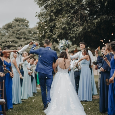 The Number Wedding Etiquette Mistakes Guests Make, According To Expert