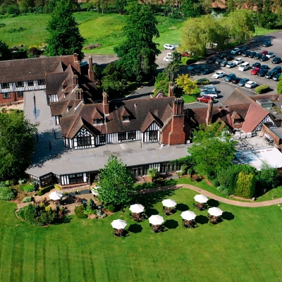 Wedding News: Weddings at Hogarths Stone Manorm a luxury countryside venue in Worcestershire