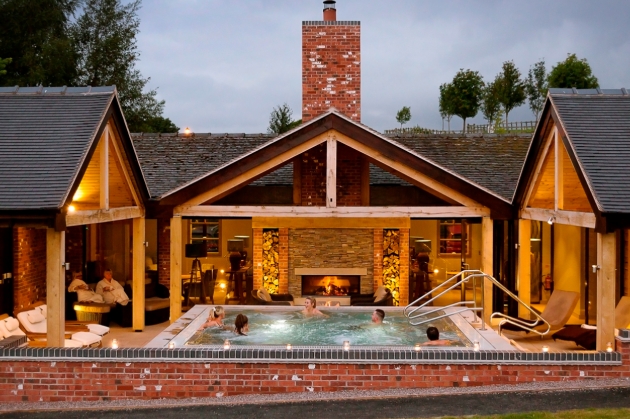 Moddershall Oaks spa treatment room with relaxing massage and luxury setting